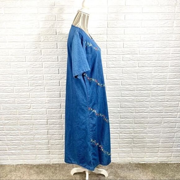 Vintage Blue Denim Maxi Dress Floral Embroidery Size Large - Picture 4 of 6